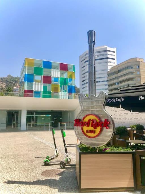 Apartamentos J&K Torremolinos Eksteriør bilde