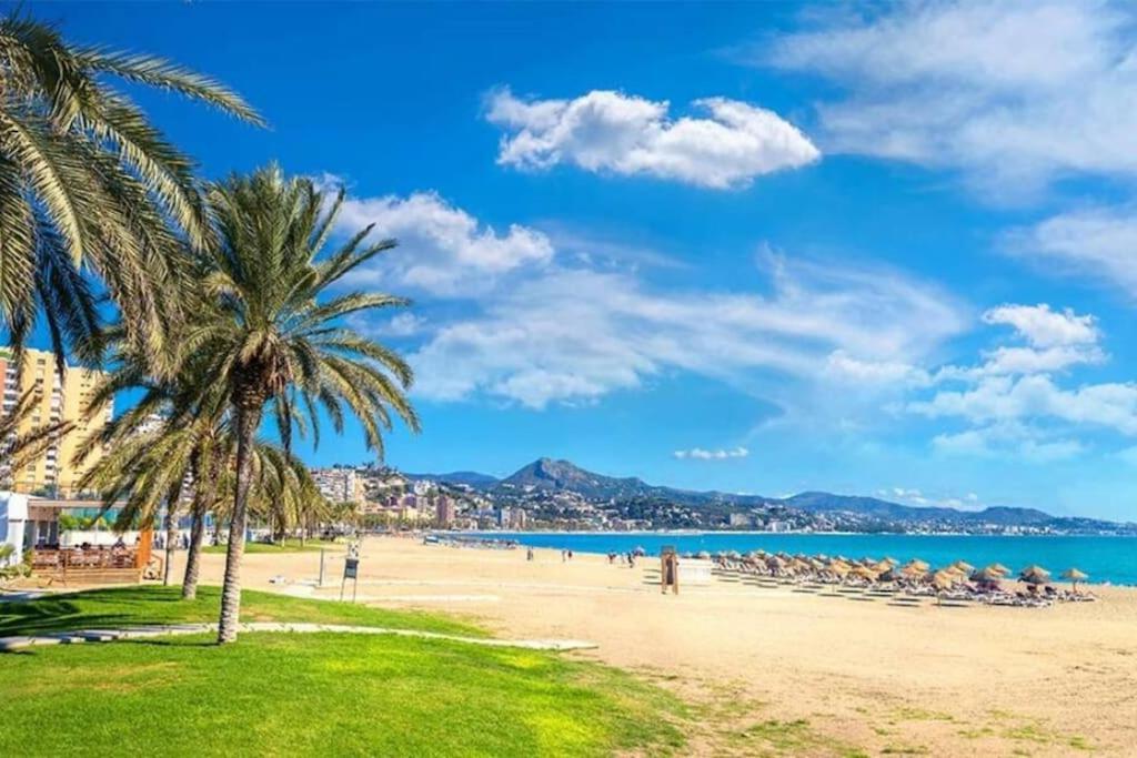 Apartamentos J&K Torremolinos Eksteriør bilde