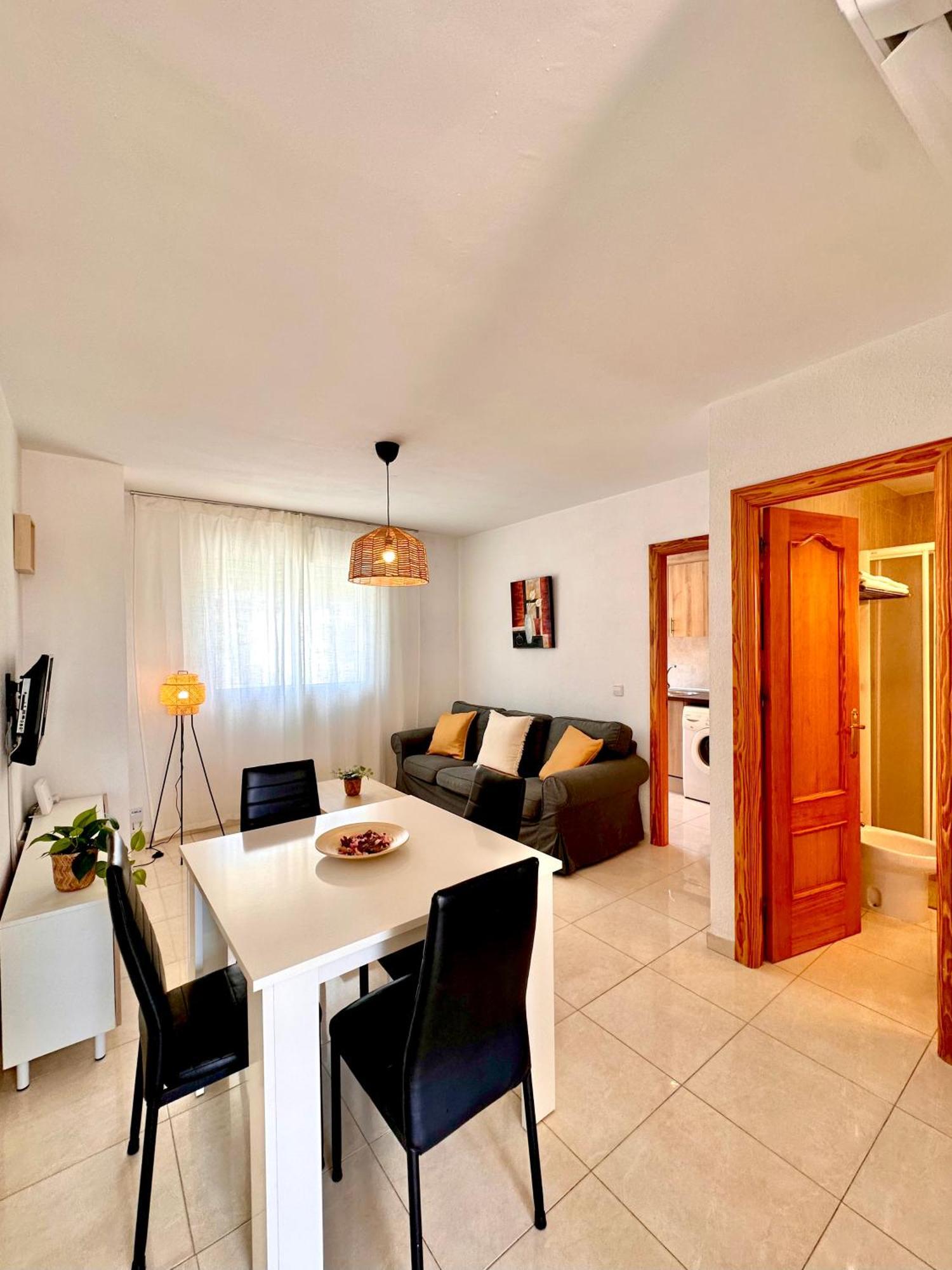 Apartamentos J&K Torremolinos Eksteriør bilde