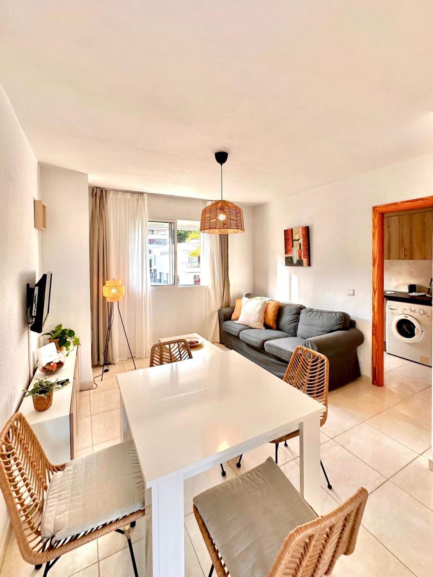 Apartamentos J&K Torremolinos Eksteriør bilde